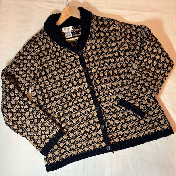 TALBOTS hand-knit shawl collar black & tan/camel cardigan 100% sweater Medium. - Picture 5 of 7